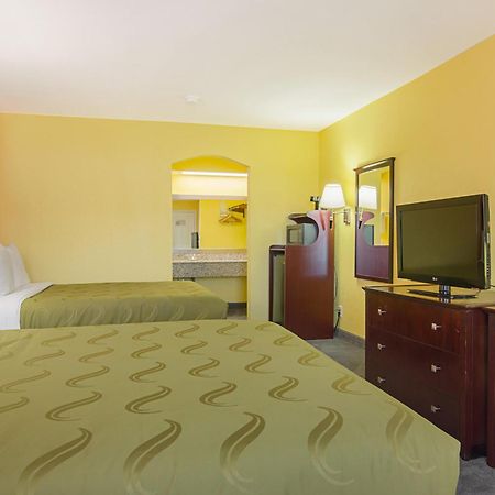 Quality Inn Carthage Exteriör bild
