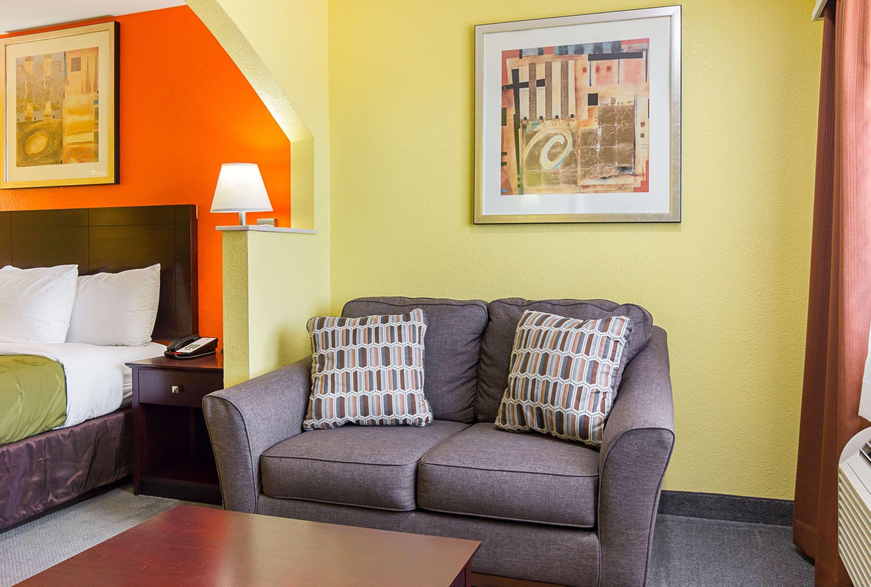 Quality Inn Carthage Exteriör bild